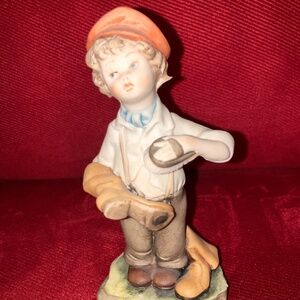 Capodimonte Hummel Shoe Shine Boy